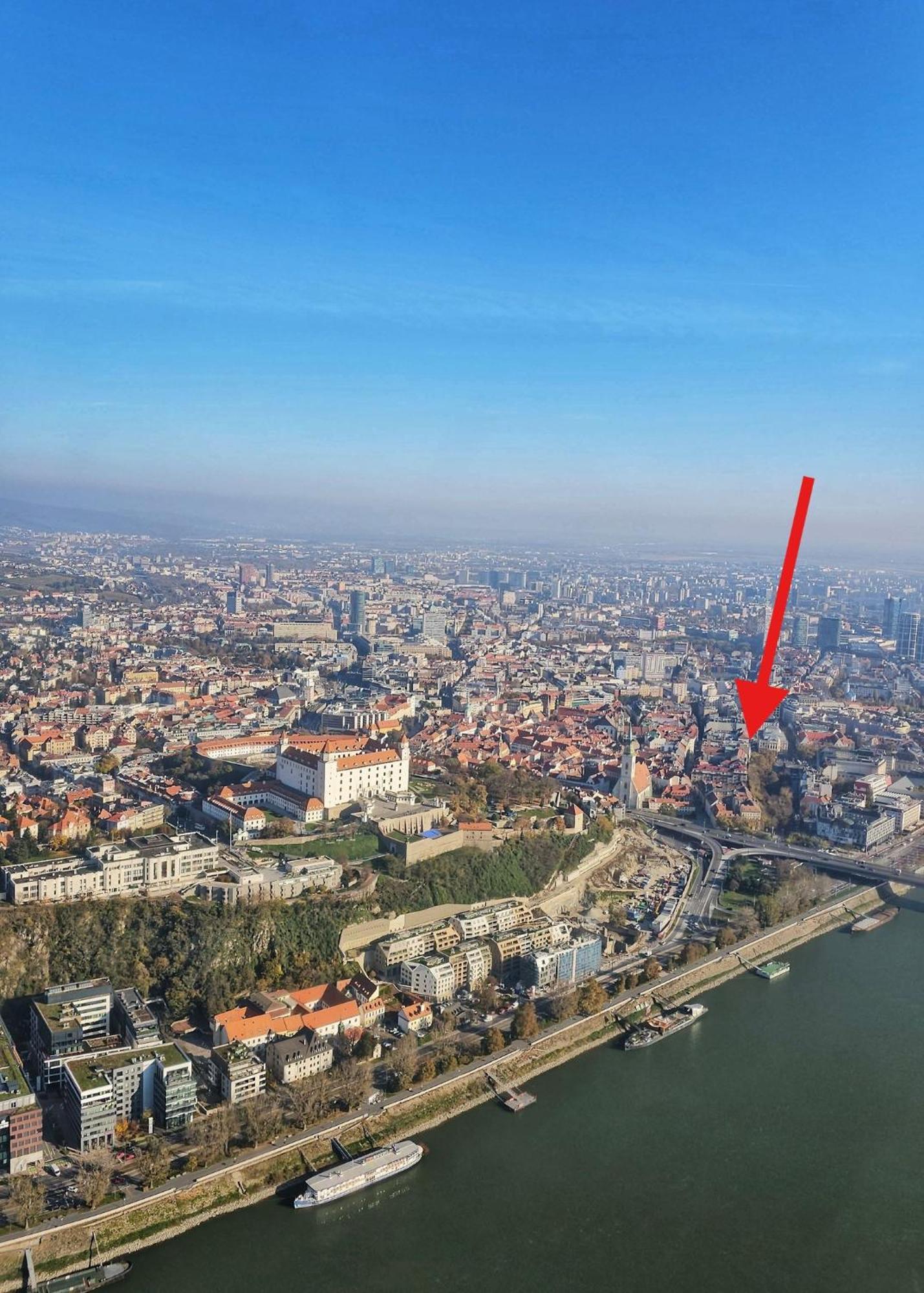Modern Apartment In Historic City Center Old Town ブラチスラヴァ エクステリア 写真